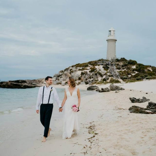 https://lovebird.gdcdevelopment.online/wp-content/uploads/2015/09/Ina-Hagen-pinky-beach-rottnest-540x540.jpg