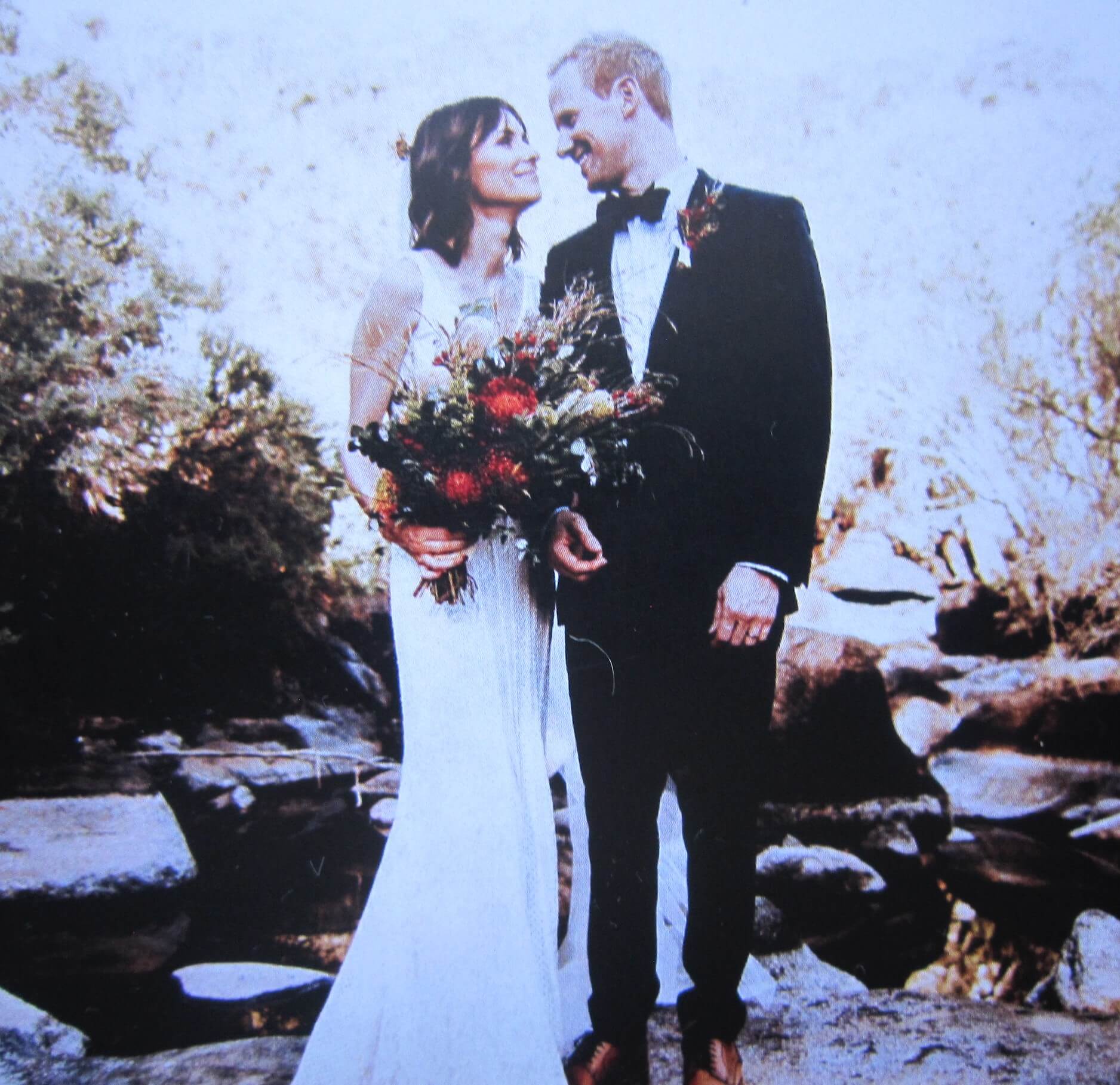 https://lovebird.gdcdevelopment.online/wp-content/uploads/2020/07/Ellie-Chris.jpg