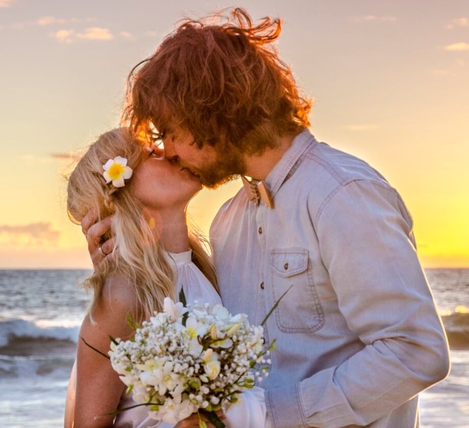 https://lovebird.gdcdevelopment.online/wp-content/uploads/2020/07/Kai-Dori-Kiss-bouquet.jpeg