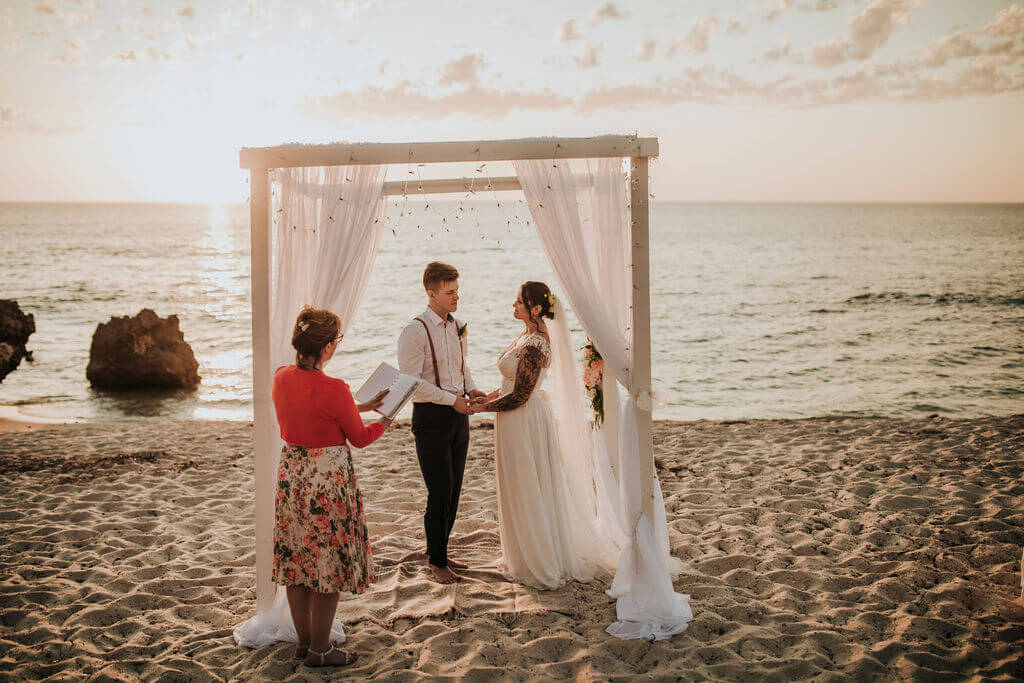 Love Bird Ceremonies - Bennion Beach - Vow Renewal (3)