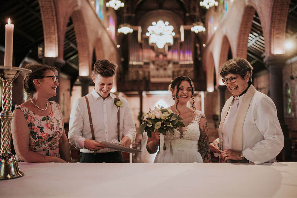 Love Bird Ceremonies -St Georges Cathedral, Perth (4)