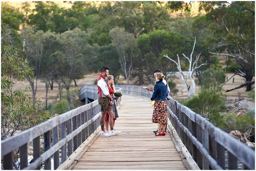 Featured Wedding (German) - Beccy & Mike - Bells Rapids (8)