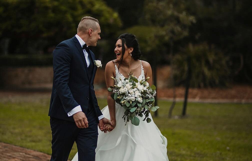 https://lovebird.gdcdevelopment.online/wp-content/uploads/2021/04/Featured-Wedding-Lucinda-Kristjan-Heirisson-Island-Perth-2.jpg